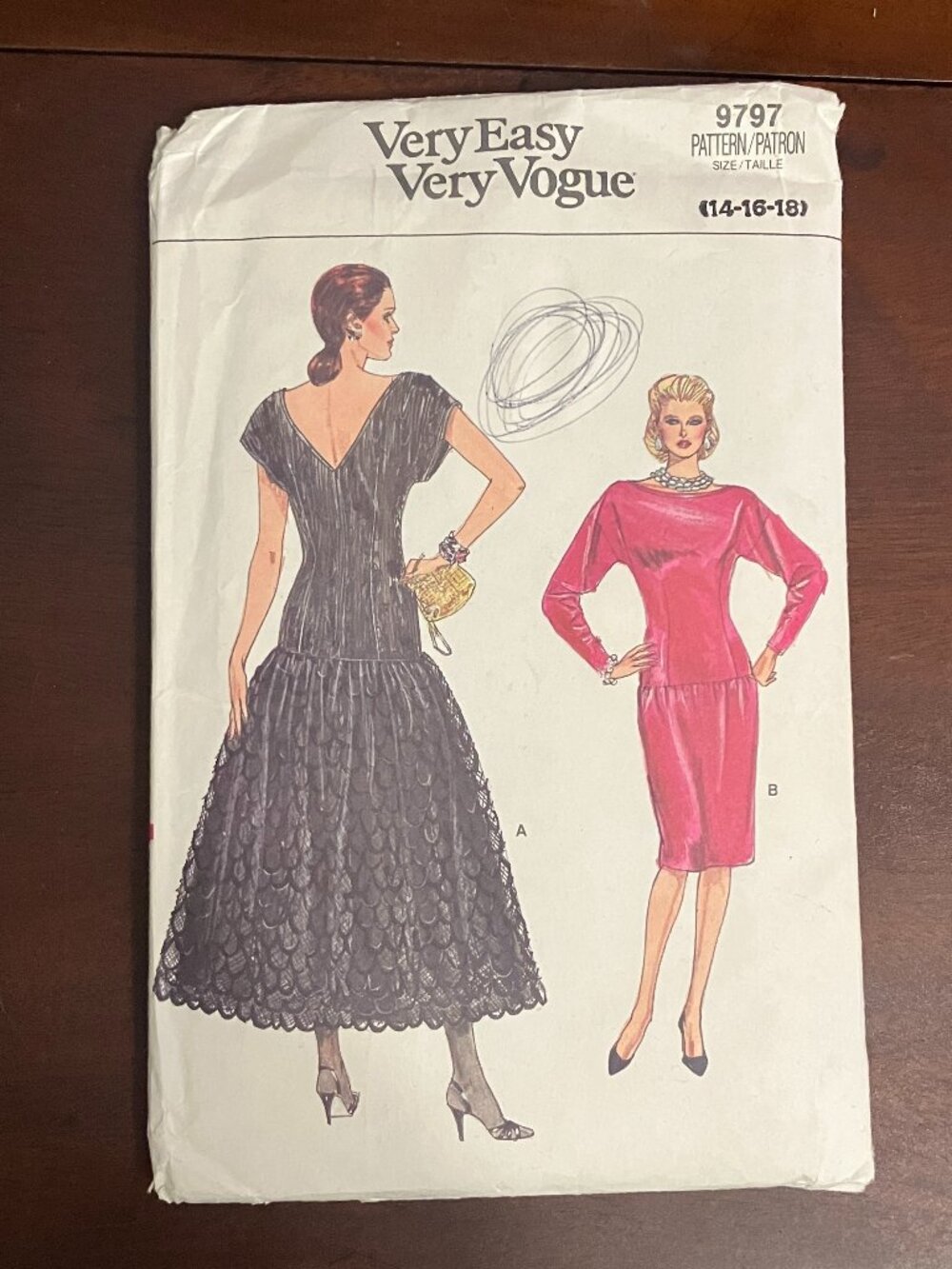 Vintage 1986 Vogue 9797 Dress Sewing Pattern Size 14-16-18 Uncut & Complete